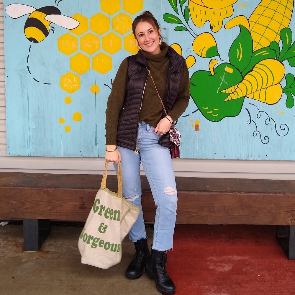 Meet your Posher, Vanessa